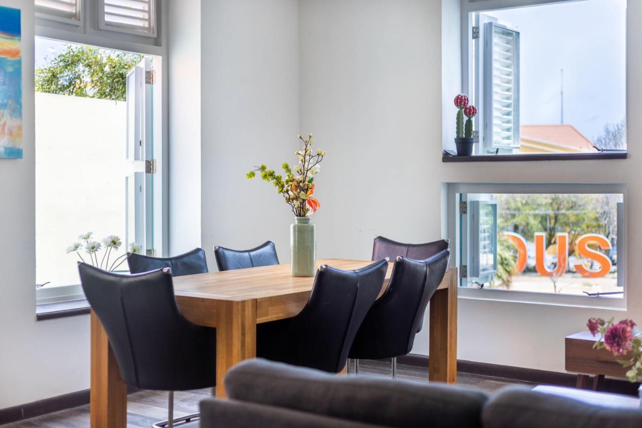 Royal Apartments City Centre 빌렘스타트 외부 사진