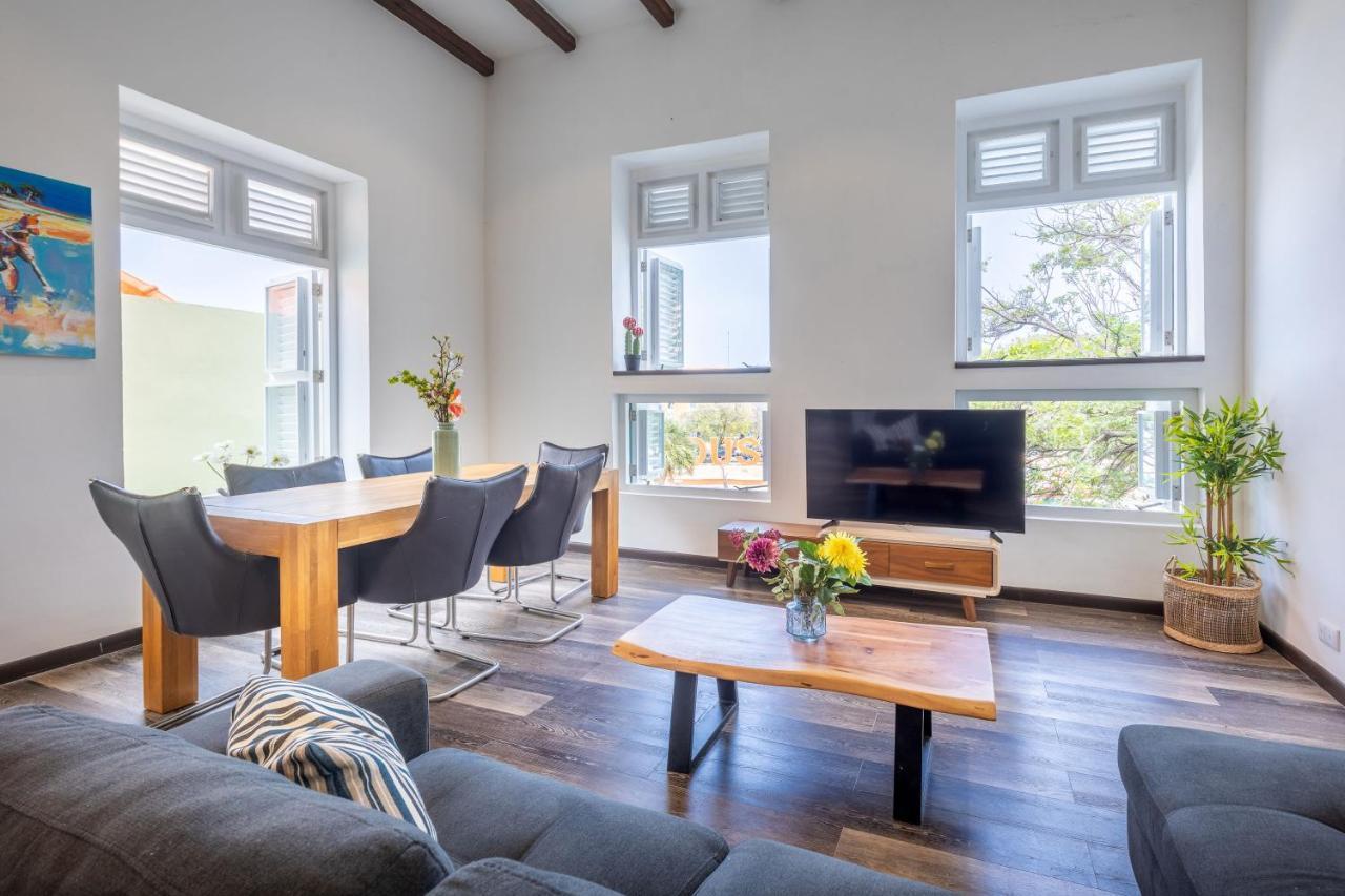 Royal Apartments City Centre 빌렘스타트 외부 사진