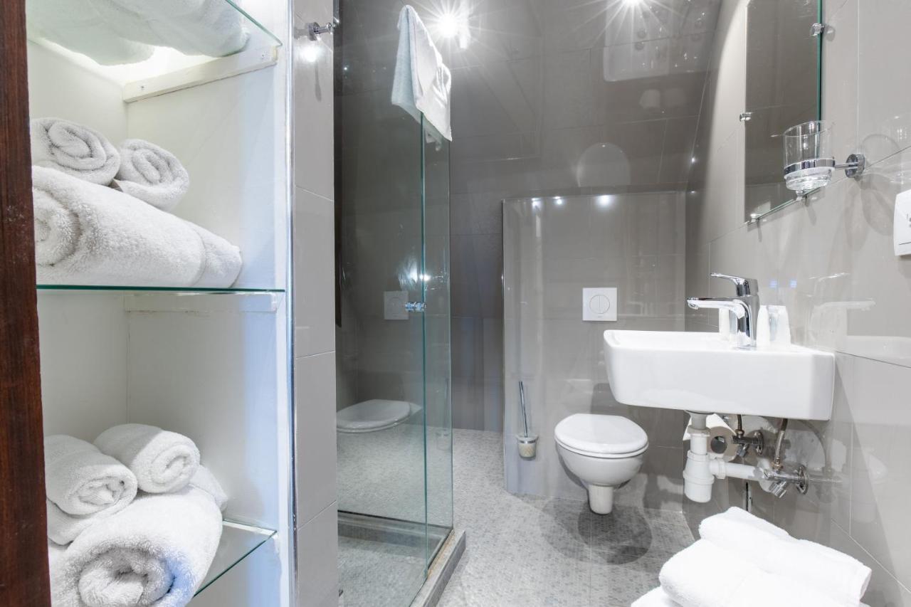 Royal Apartments City Centre 빌렘스타트 외부 사진