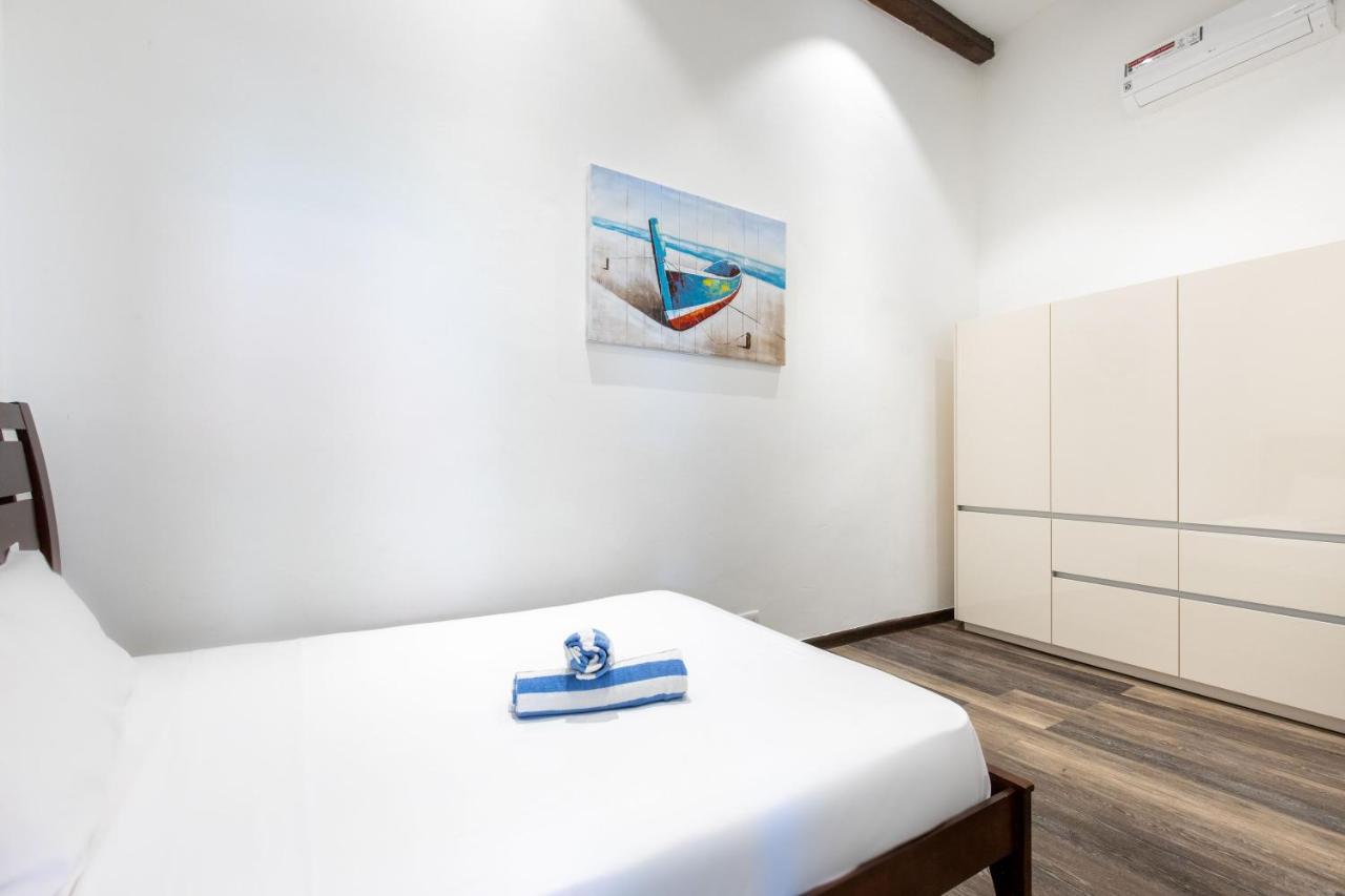 Royal Apartments City Centre 빌렘스타트 외부 사진